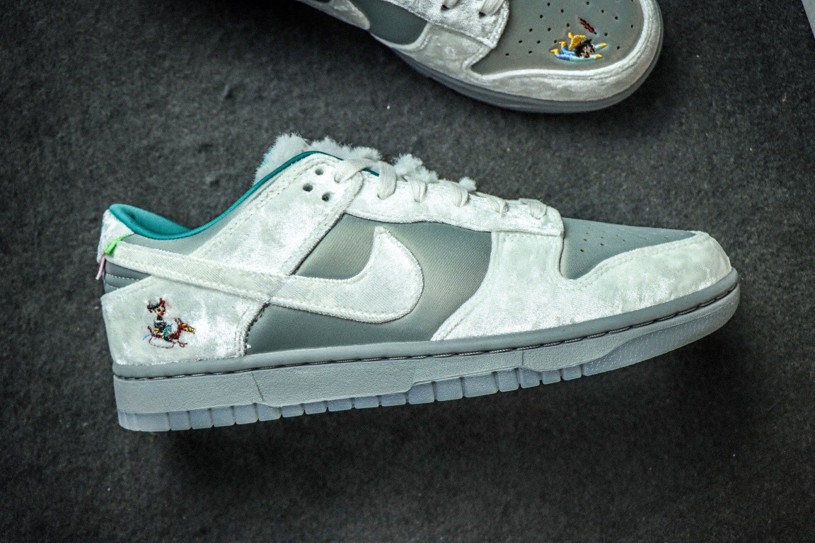 Nike Dunk Low Ice