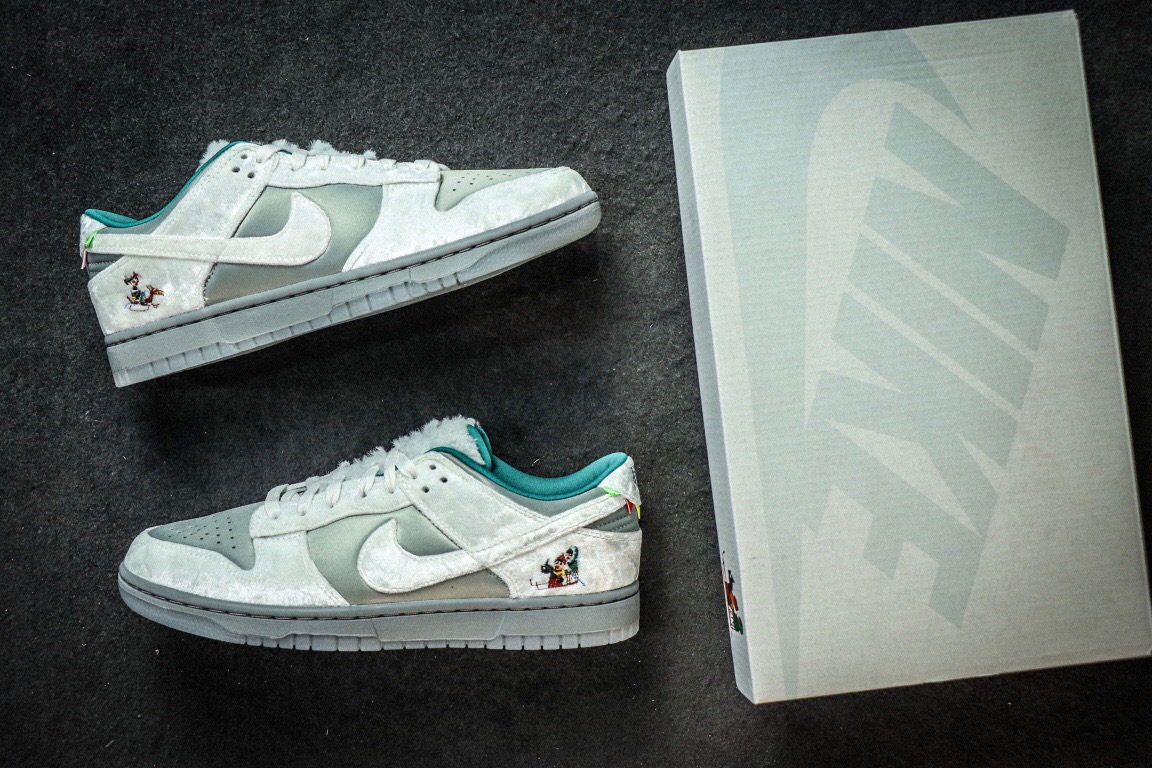 Nike Dunk Low Ice