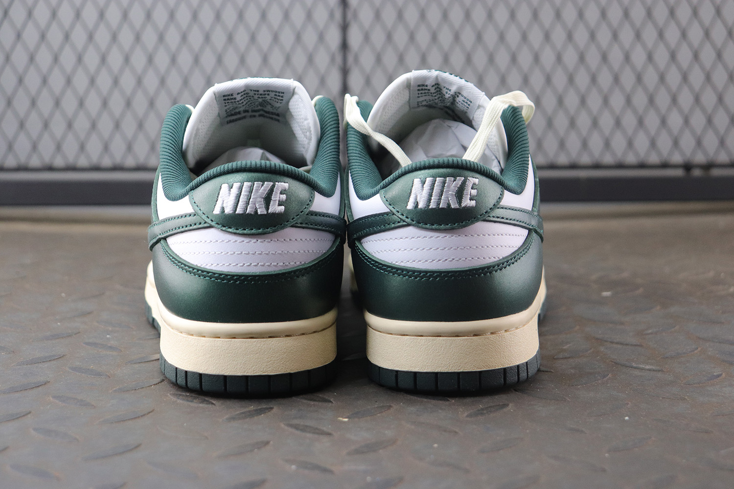 M Batch Nike Dunk Low Vintage Green