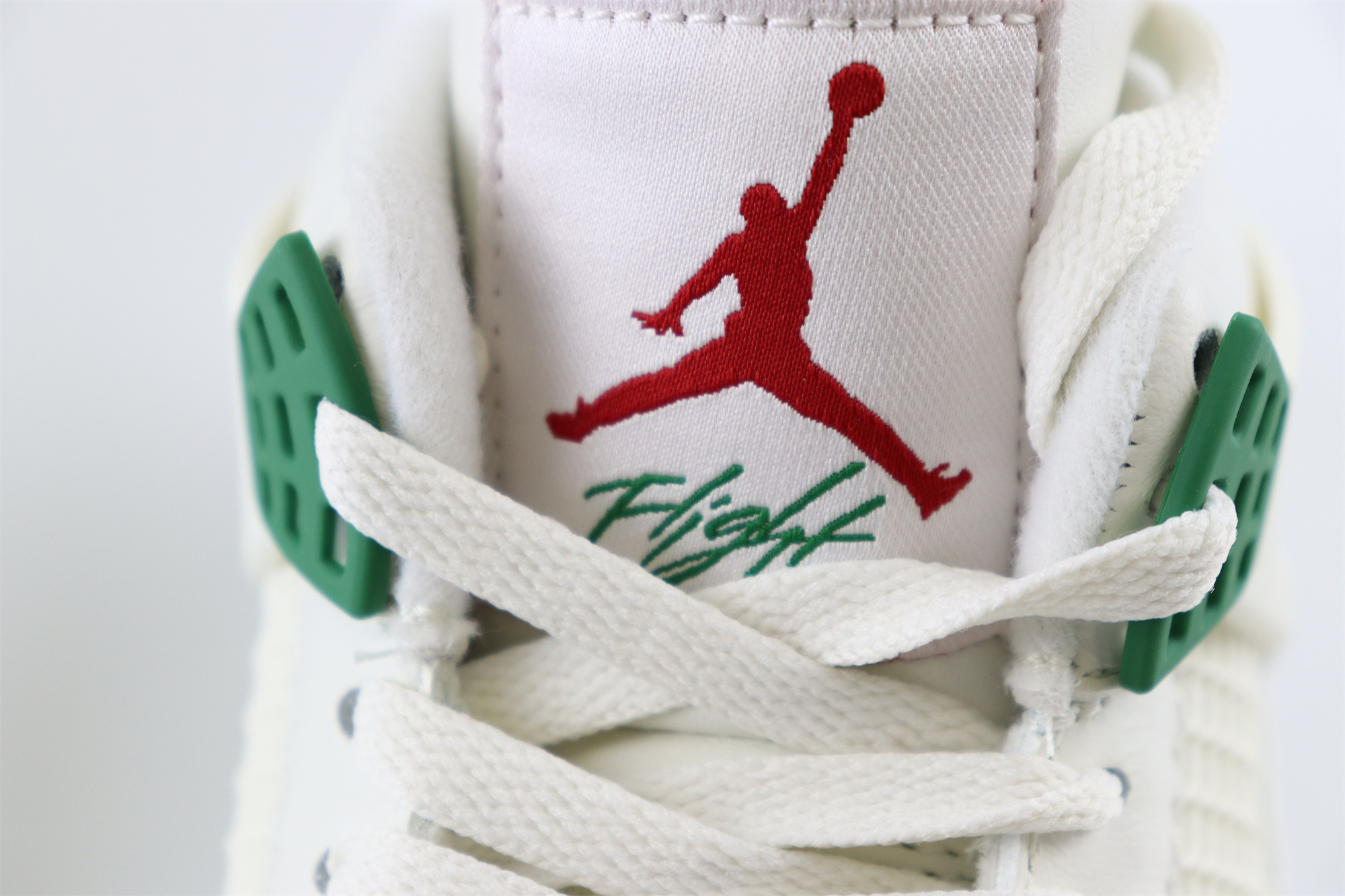 OG batch Jordan 4 Retro SB Pine Green