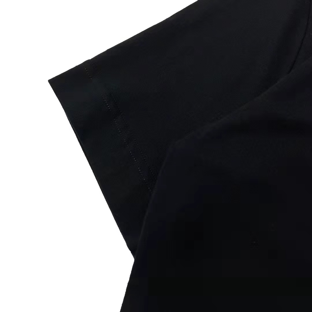 Givench* T-Shirt