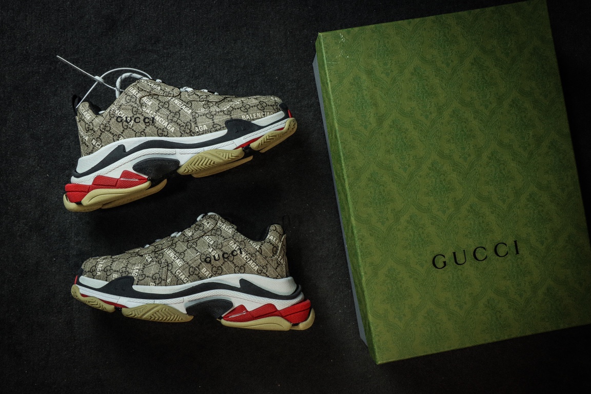 Balenciag Triple S