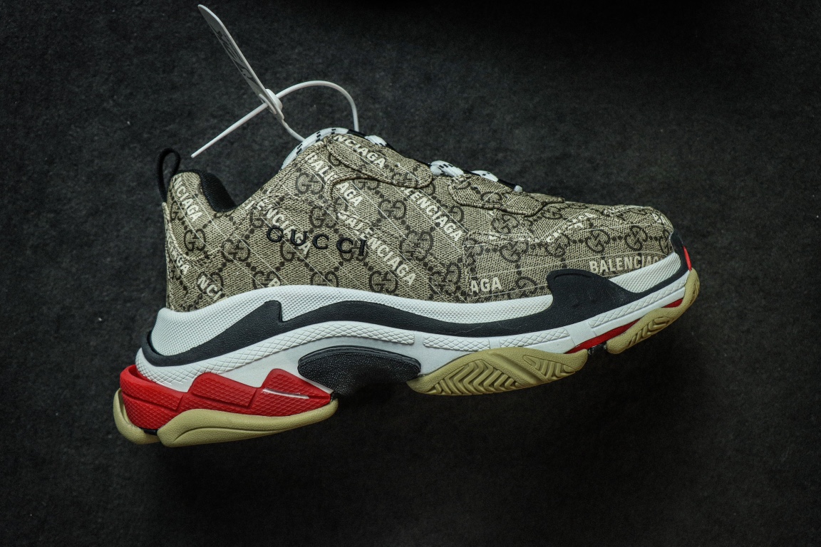Balenciag Triple S
