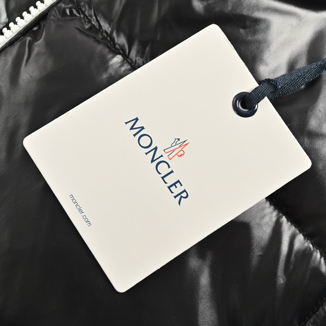 MONCLE* Downjacket Zipper Black