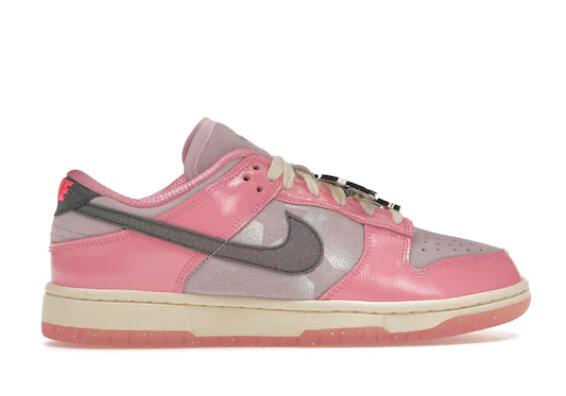 NIKE DUNK LOW LX